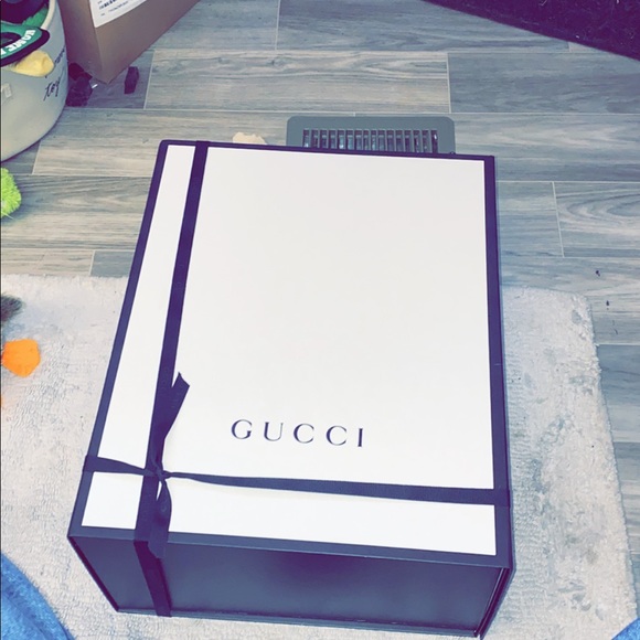 New Gucci back pack have everything even receipt - Picture 3 of 3